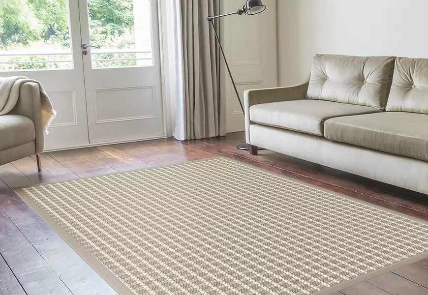 Hugo Woosie Rug With Checked Carpet